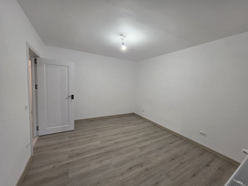 Basarabia, 5 minute metrou Costin Georgian pe Intrarea Muncii nr. 2 renovat