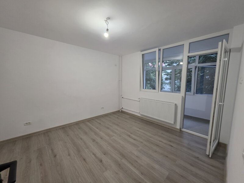 Basarabia, 5 minute metrou Costin Georgian pe Intrarea Muncii nr. 2 renovat