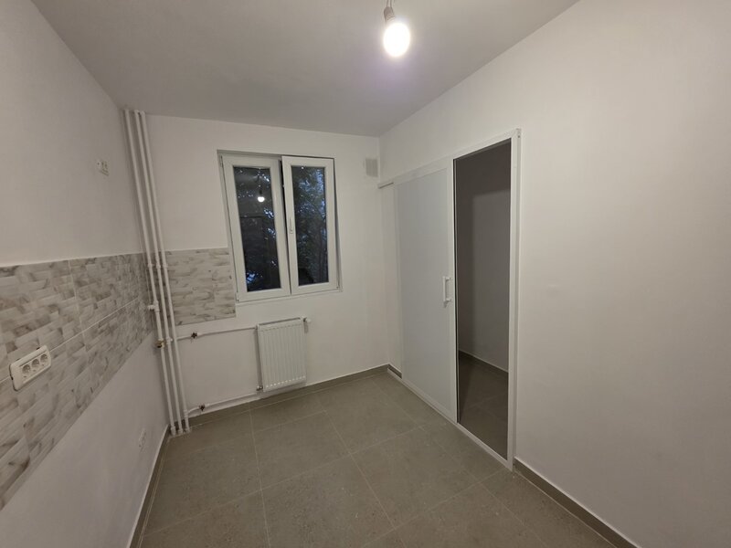 Basarabia, 5 minute metrou Costin Georgian pe Intrarea Muncii nr. 2 renovat
