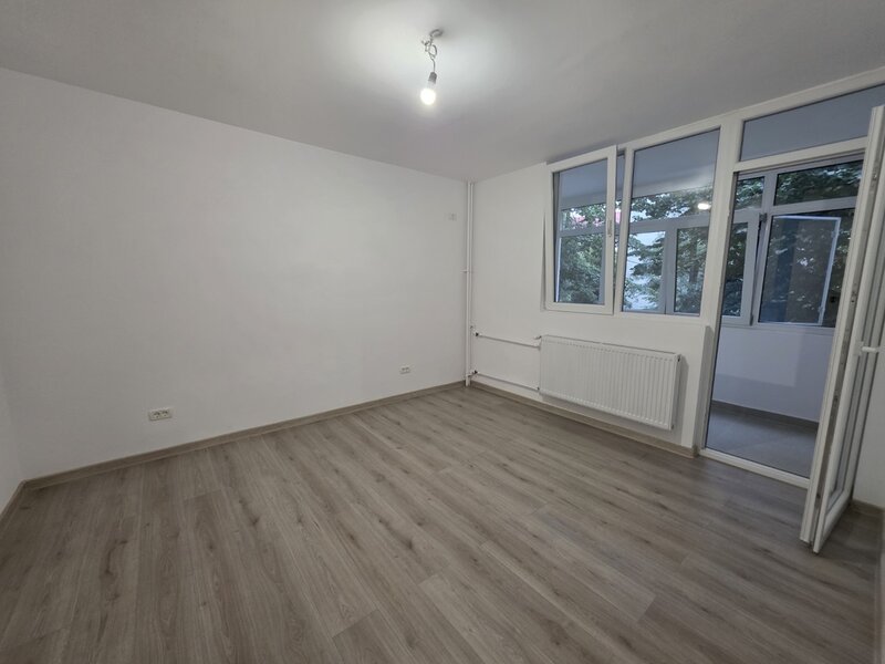 Basarabia, 5 minute metrou Costin Georgian pe Intrarea Muncii nr. 2 renovat